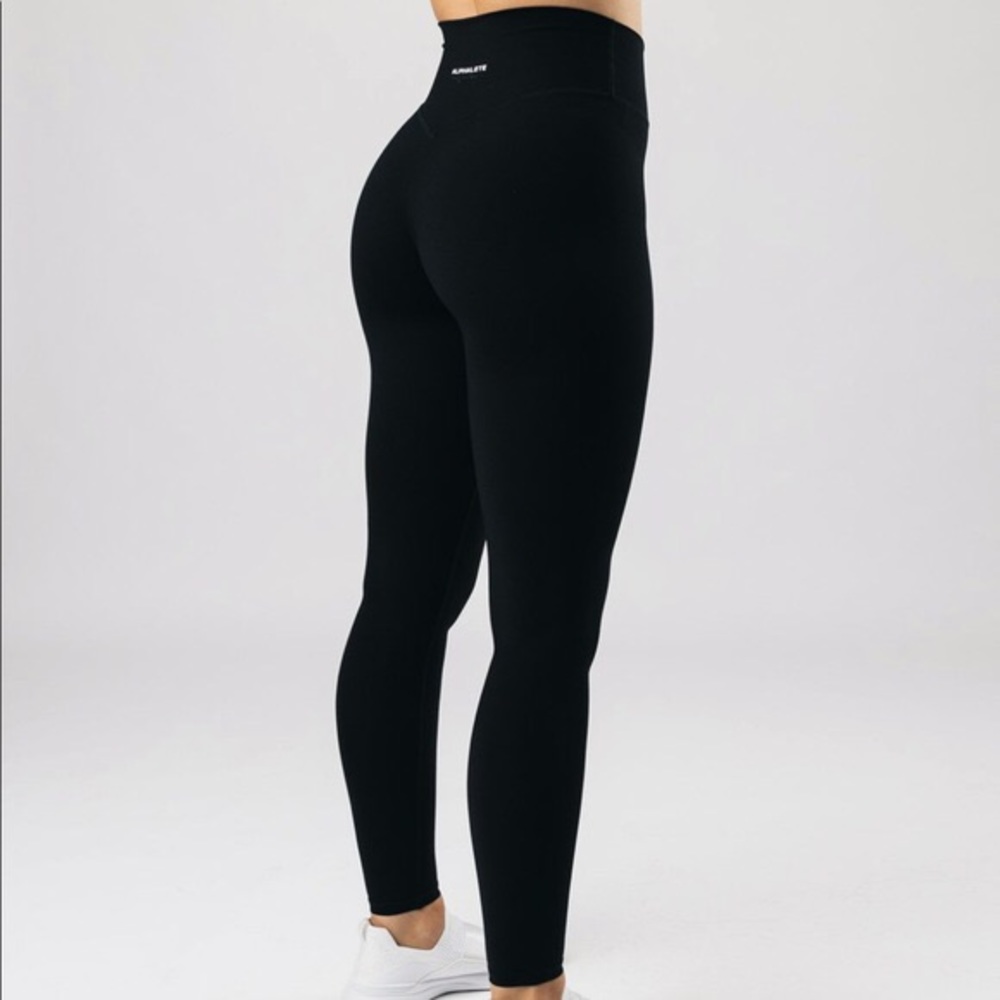 Alphalete Alphalux Essential Leggings Black Medium